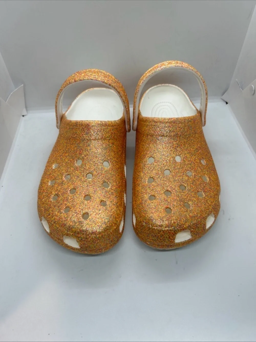 CROCS Men’s CLASSIC GLITTER ORANGE SORBET 🍊 CLOGS SANDALS SHOES Sz 11